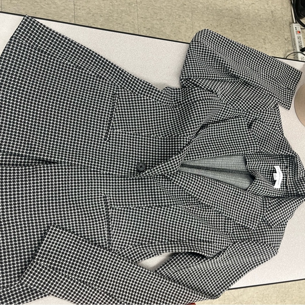 Calvin Klein long fitted unlined checked jacket size M